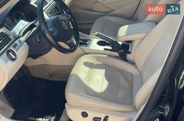 Седан Volkswagen Passat 2012 в Днепре