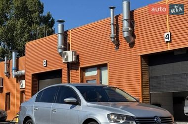Седан Volkswagen Passat 2012 в Одесі