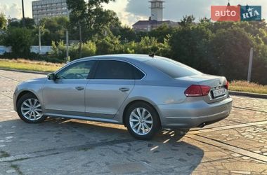 Седан Volkswagen Passat 2012 в Харькове