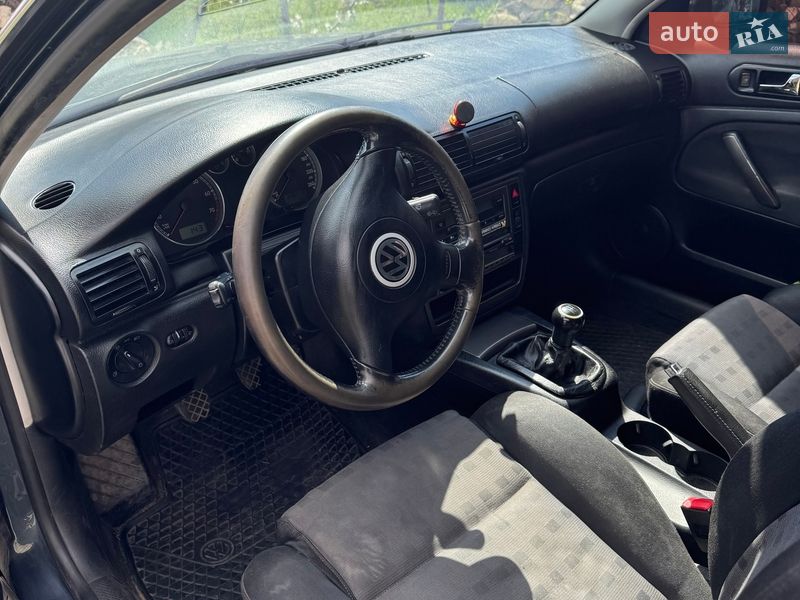 Универсал Volkswagen Passat 2002 в Подольске