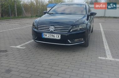 Універсал Volkswagen Passat 2012 в Дубні