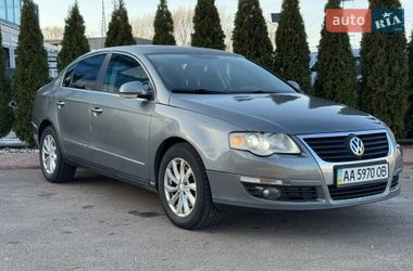 Седан Volkswagen Passat 2008 в Києві