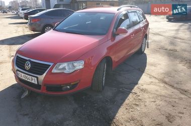 Універсал Volkswagen Passat 2010 в Києві