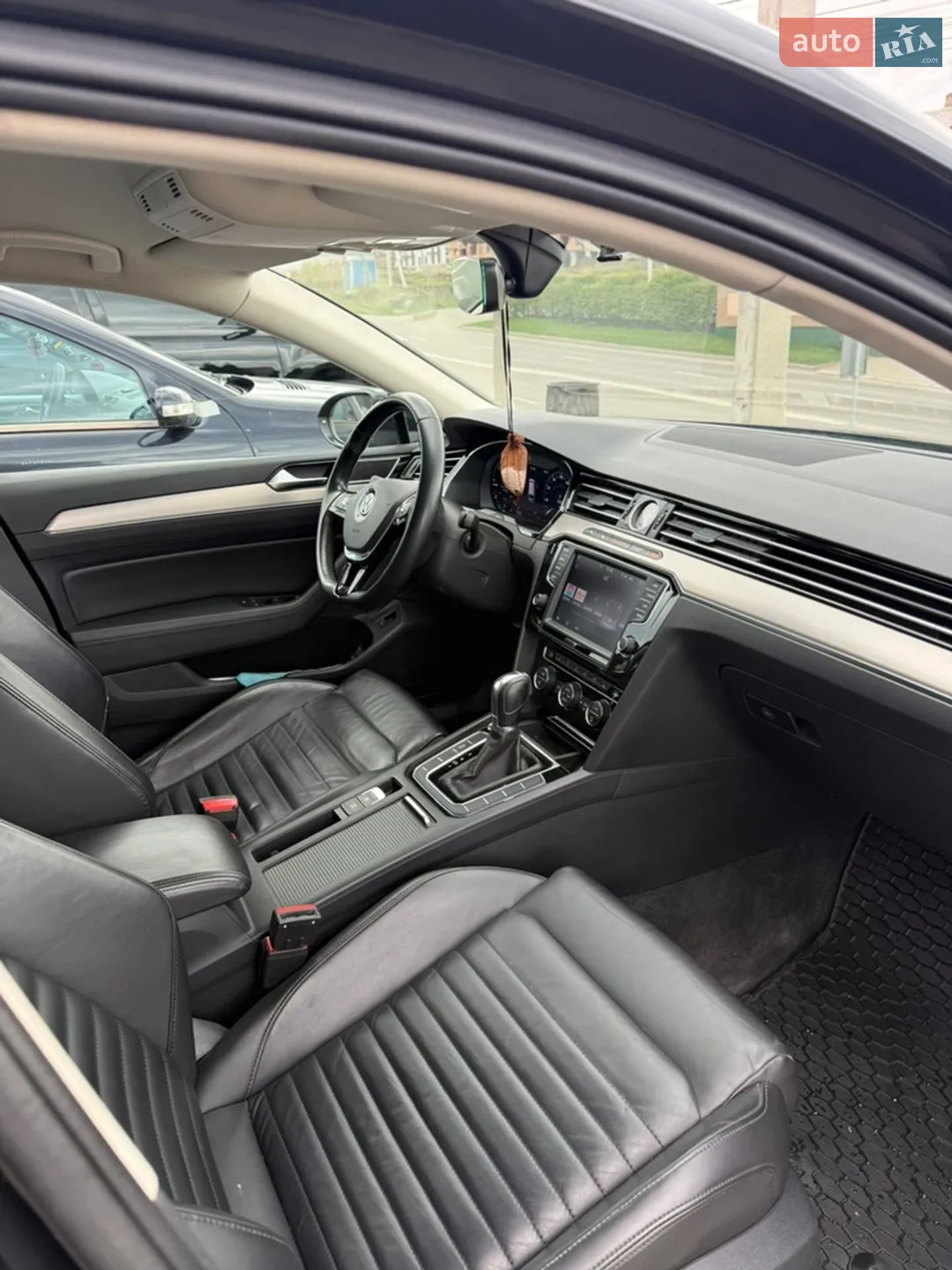 2016 Volkswagen Passat - мініатюра 9