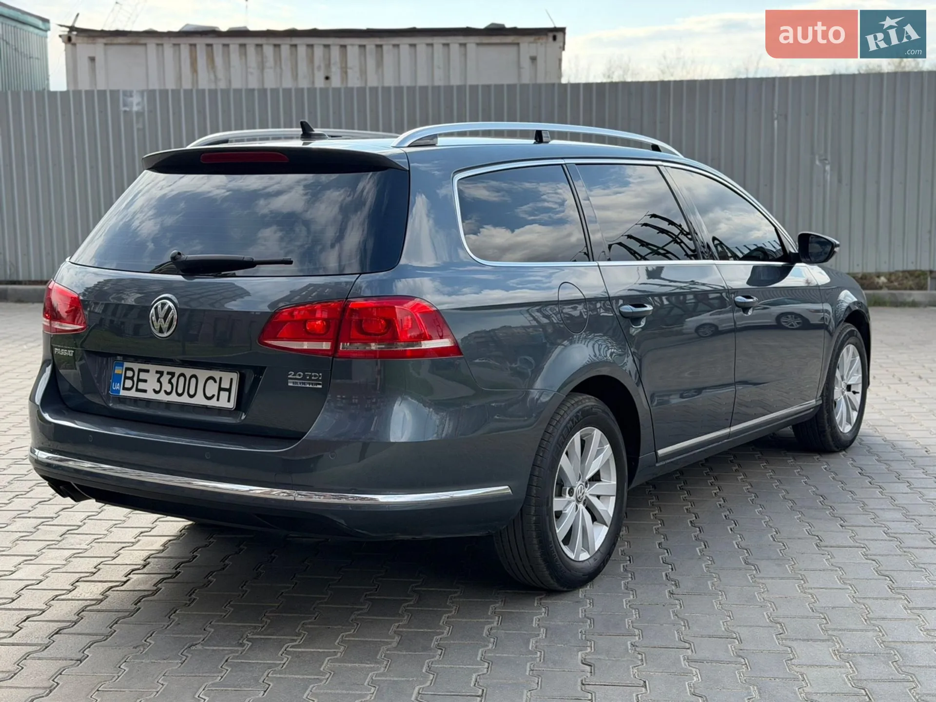 2012 Volkswagen Passat - мініатюра 4