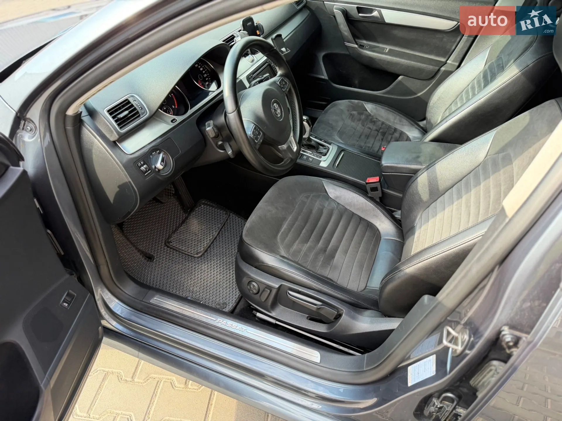 2012 Volkswagen Passat - мініатюра 21