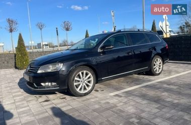 Универсал Volkswagen Passat 2012 в Киеве