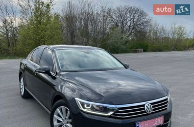 Седан Volkswagen Passat 2018 в Южноукраїнську