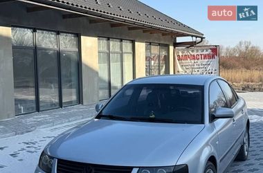 Седан Volkswagen Passat 1997 в Гвоздеце
