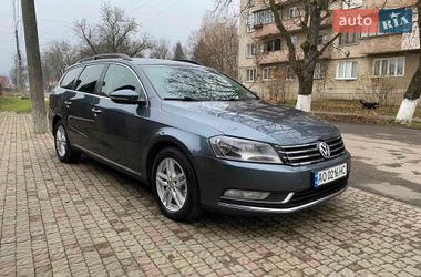 Универсал Volkswagen Passat 2012 в Сваляве