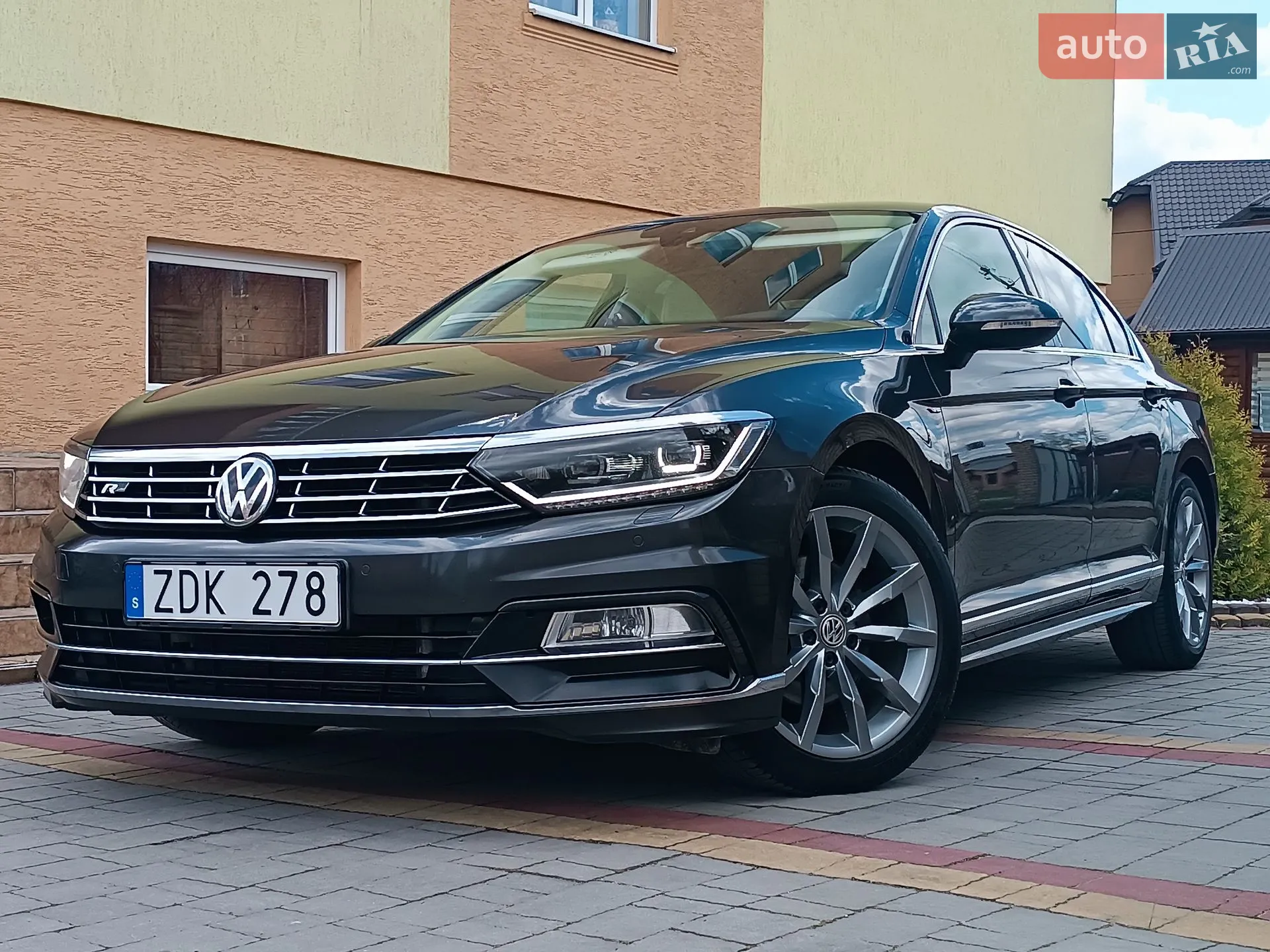 2018 Volkswagen Passat - мініатюра 3