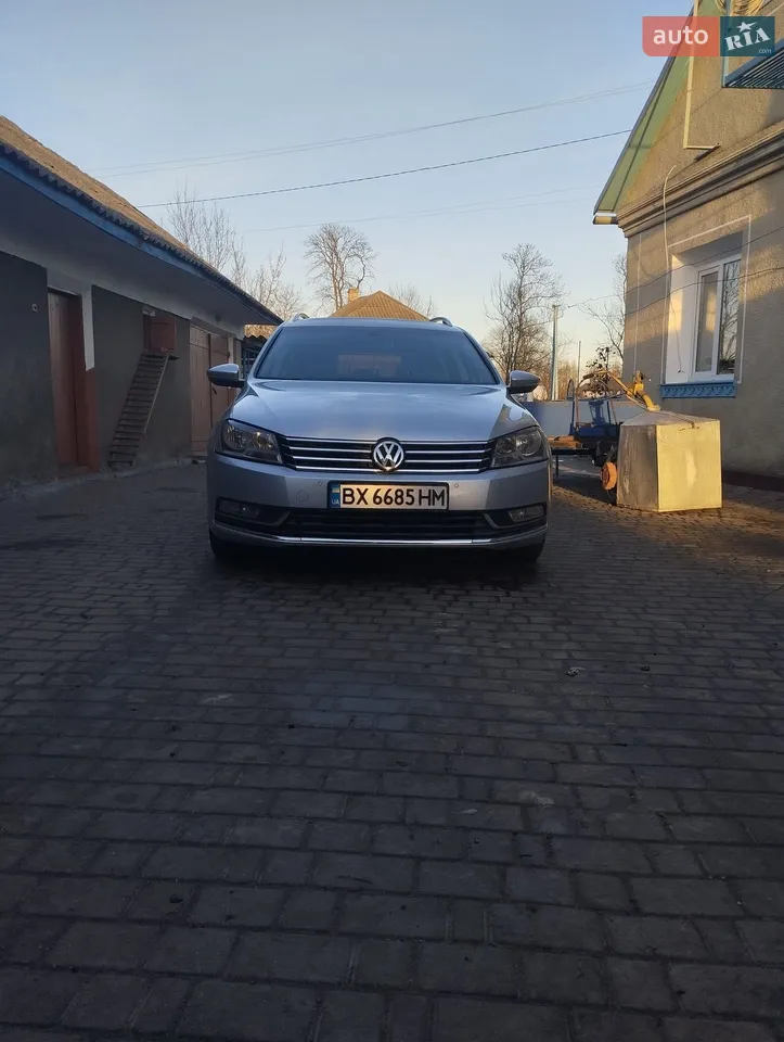 2011 Volkswagen Passat - мініатюра 11