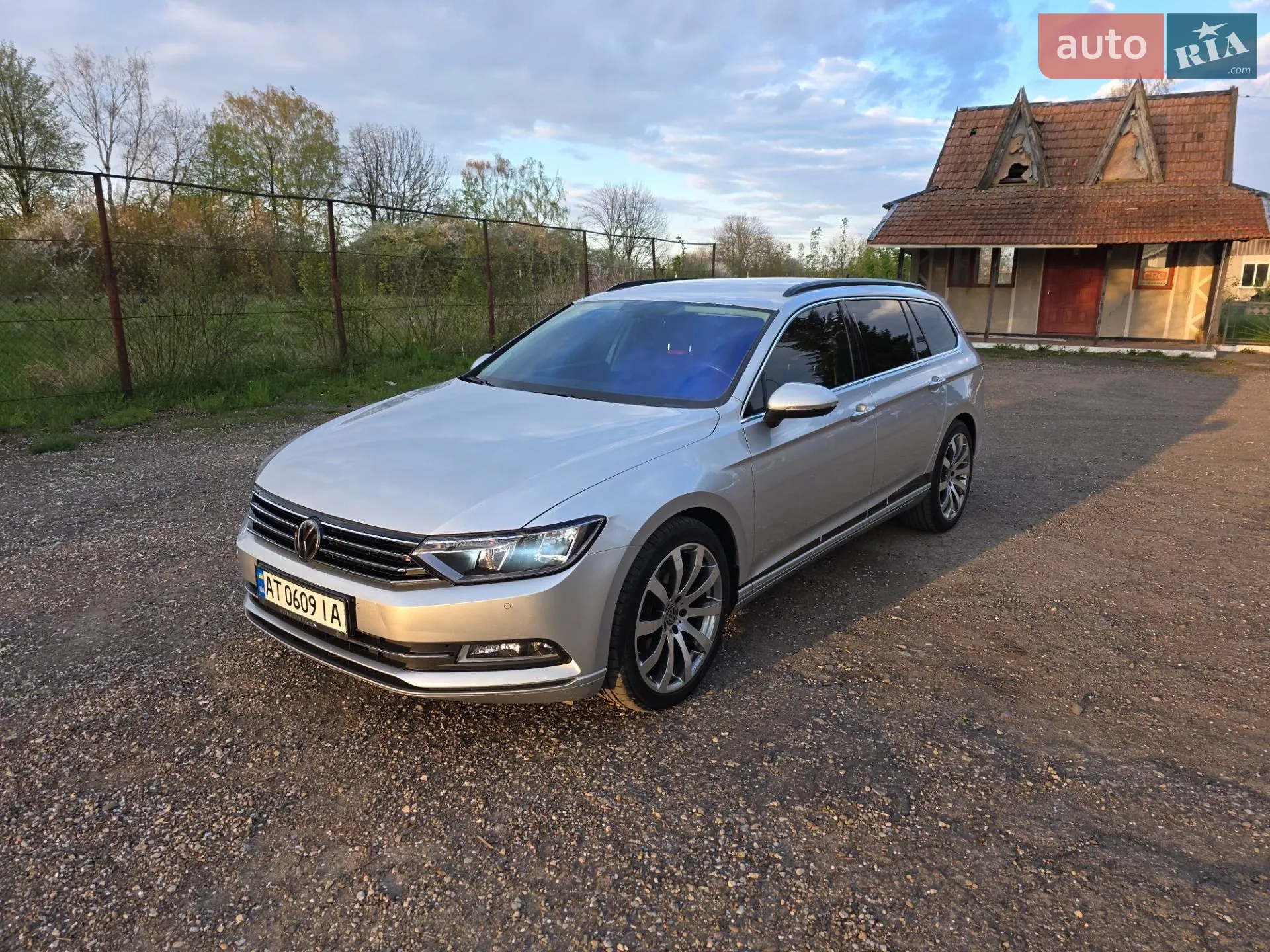 2019 Volkswagen Passat - мініатюра 3