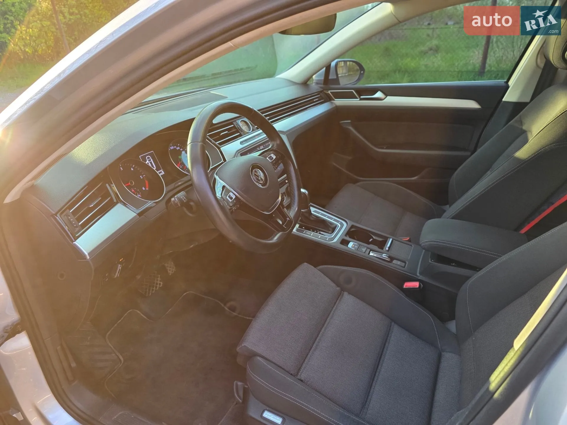 2019 Volkswagen Passat - мініатюра 19