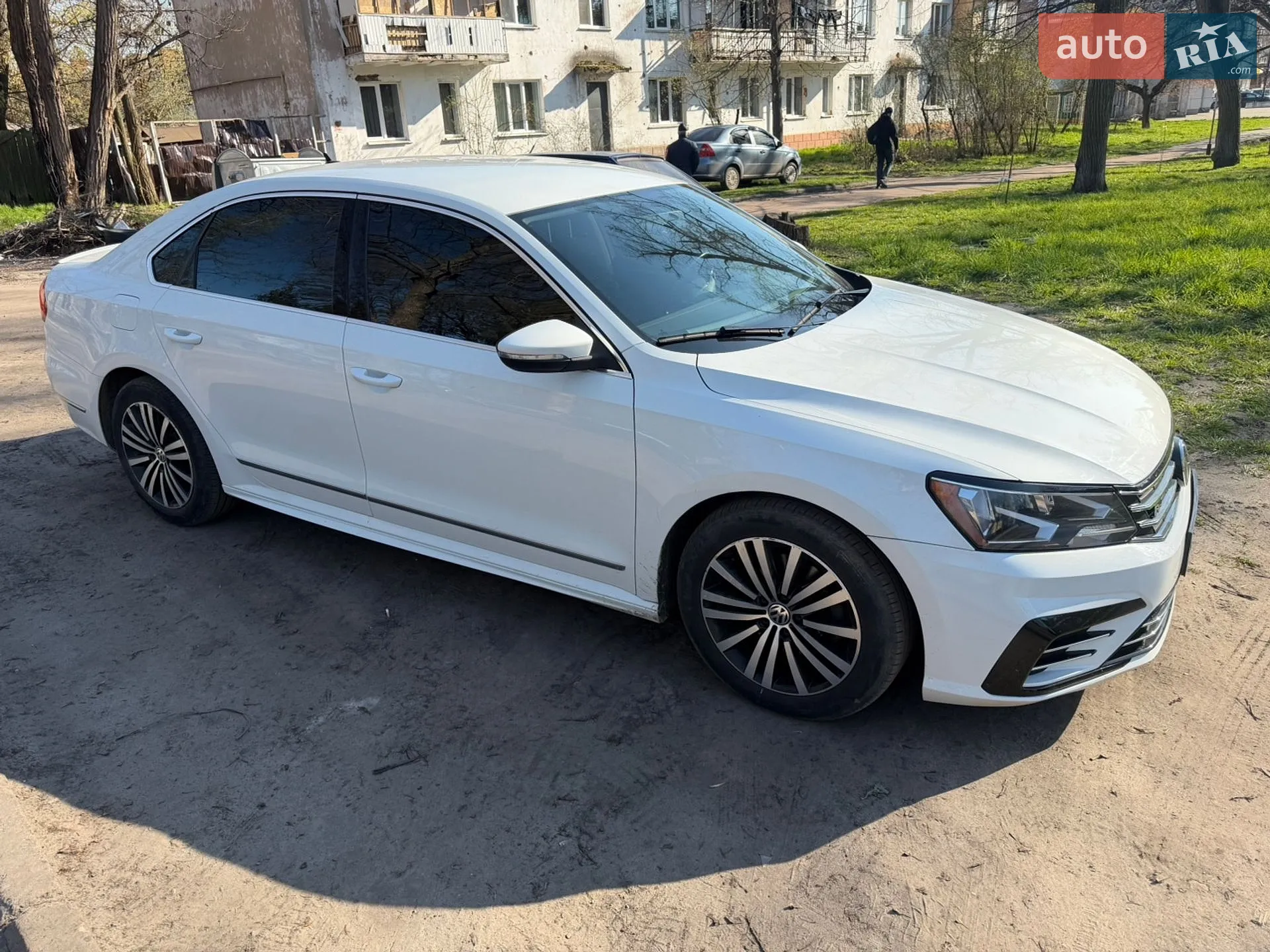 2016 Volkswagen Passat - мініатюра 3