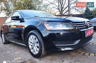 Седан Volkswagen Passat 2015 в Львові