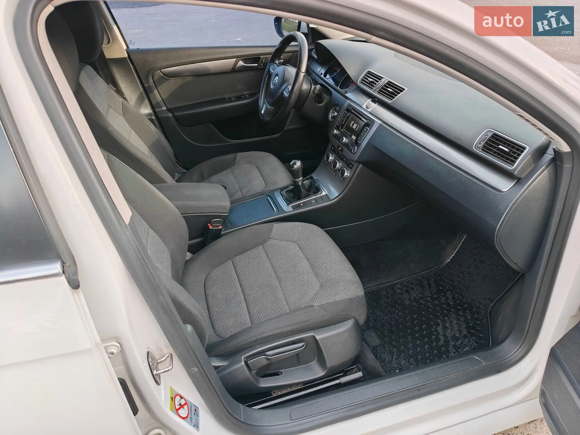 2013 Volkswagen Passat - мініатюра 16