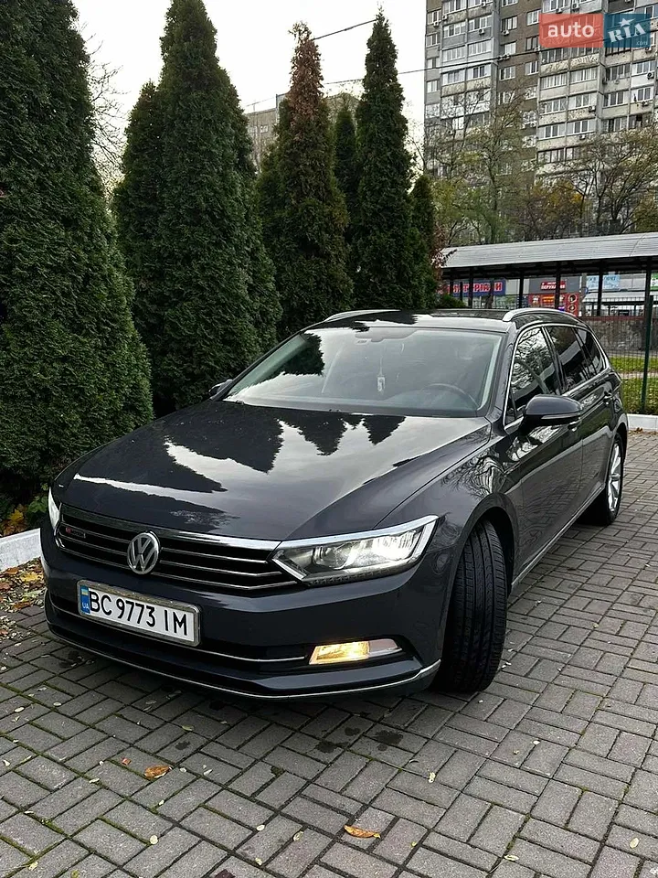 2017 Volkswagen Passat - мініатюра 25