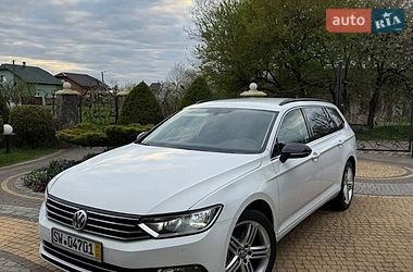 Универсал Volkswagen Passat 2016 в Стрые
