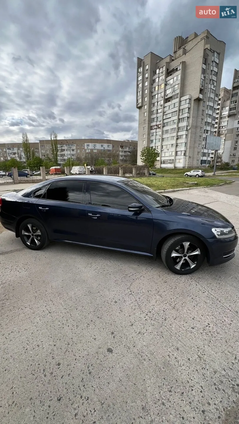 2013 Volkswagen Passat - мініатюра 2