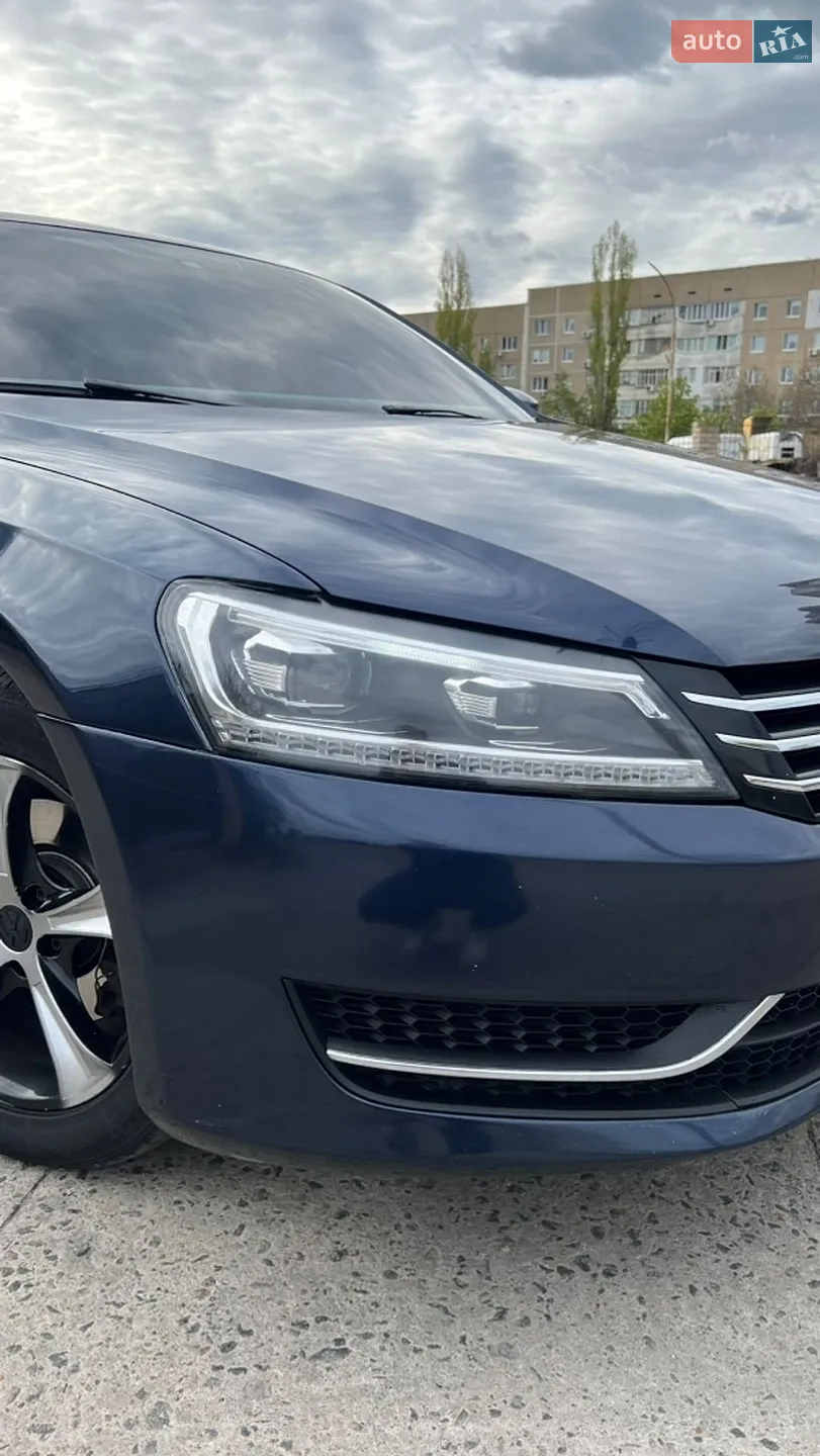 2013 Volkswagen Passat - мініатюра 8