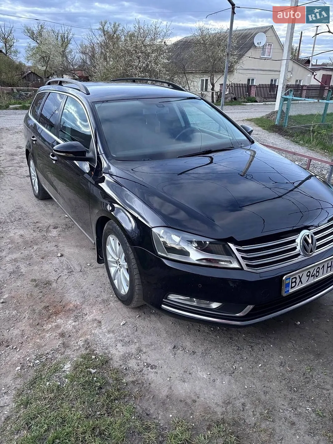 2011 Volkswagen Passat - мініатюра 2
