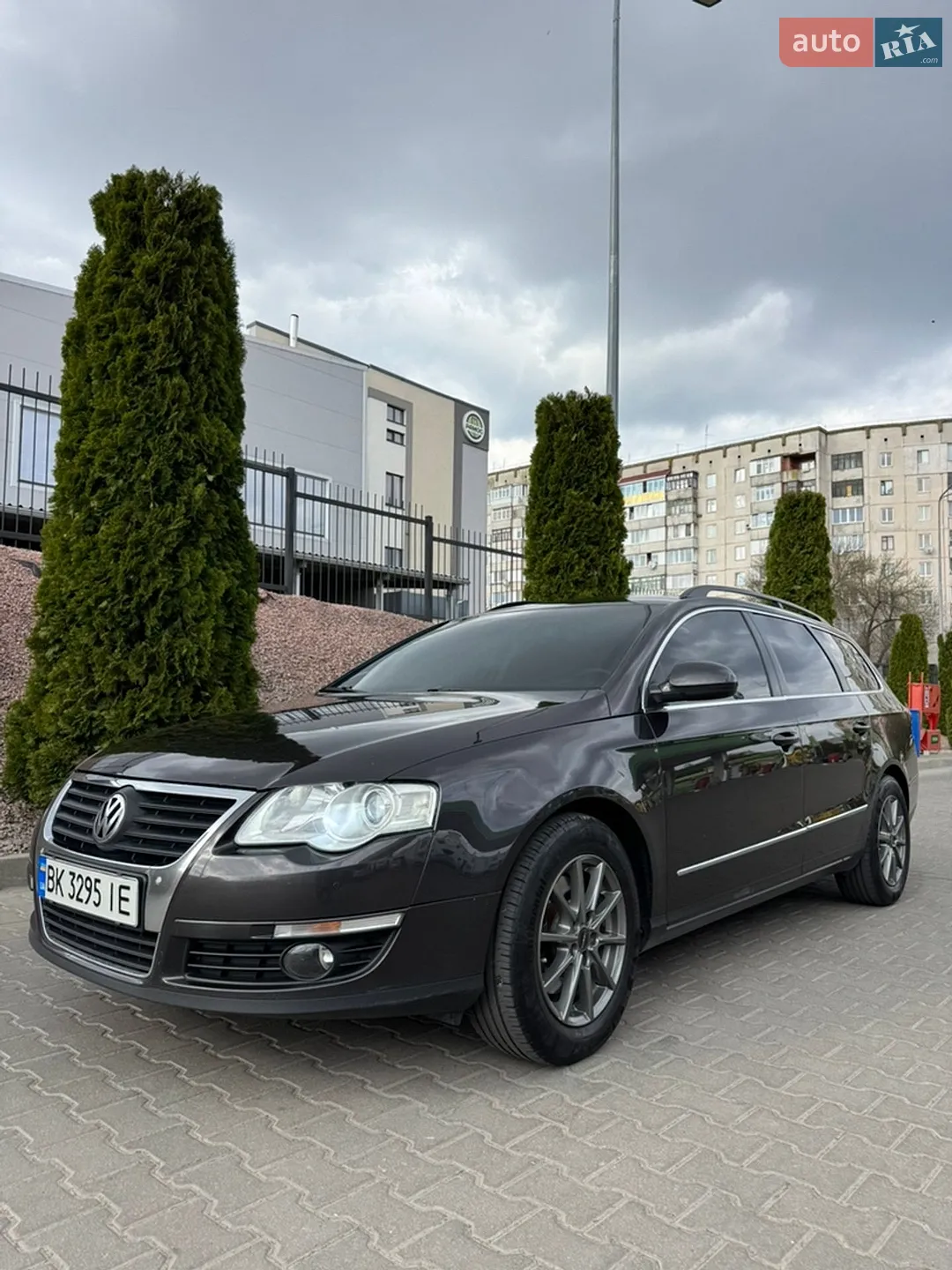2010 Volkswagen Passat - мініатюра 3