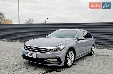 Универсал Volkswagen Passat 2022 в Каменец-Подольском