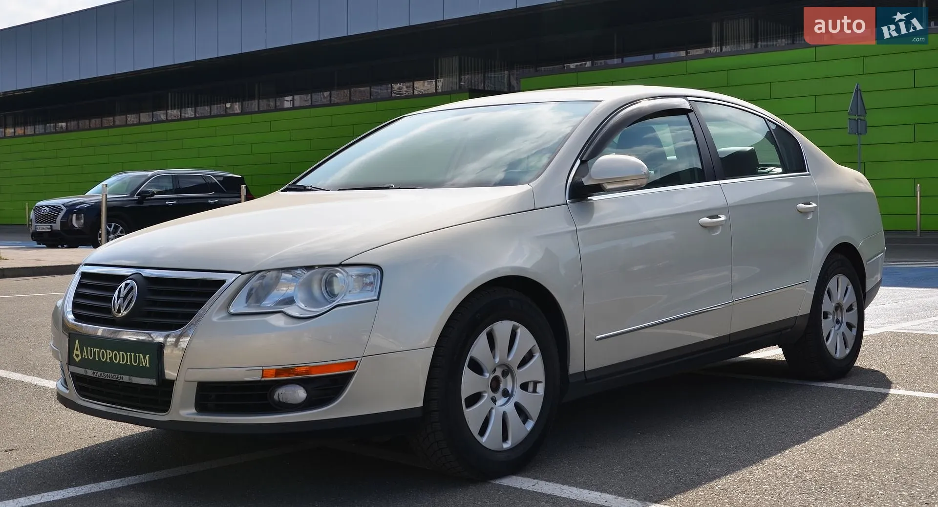 2010 Volkswagen Passat - мініатюра 4