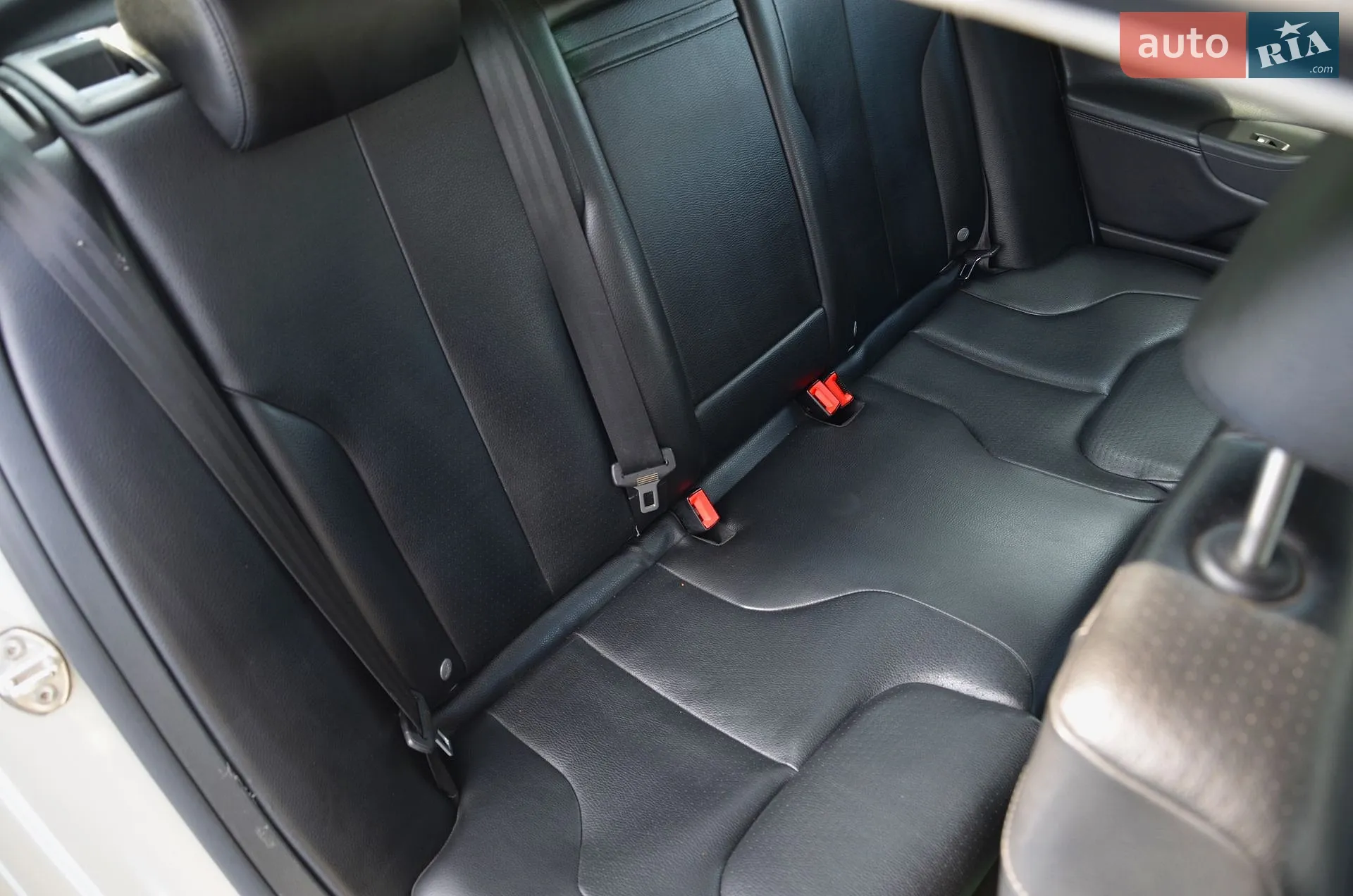 2010 Volkswagen Passat - мініатюра 39