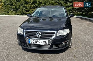 Седан Volkswagen Passat 2010 в Сколе