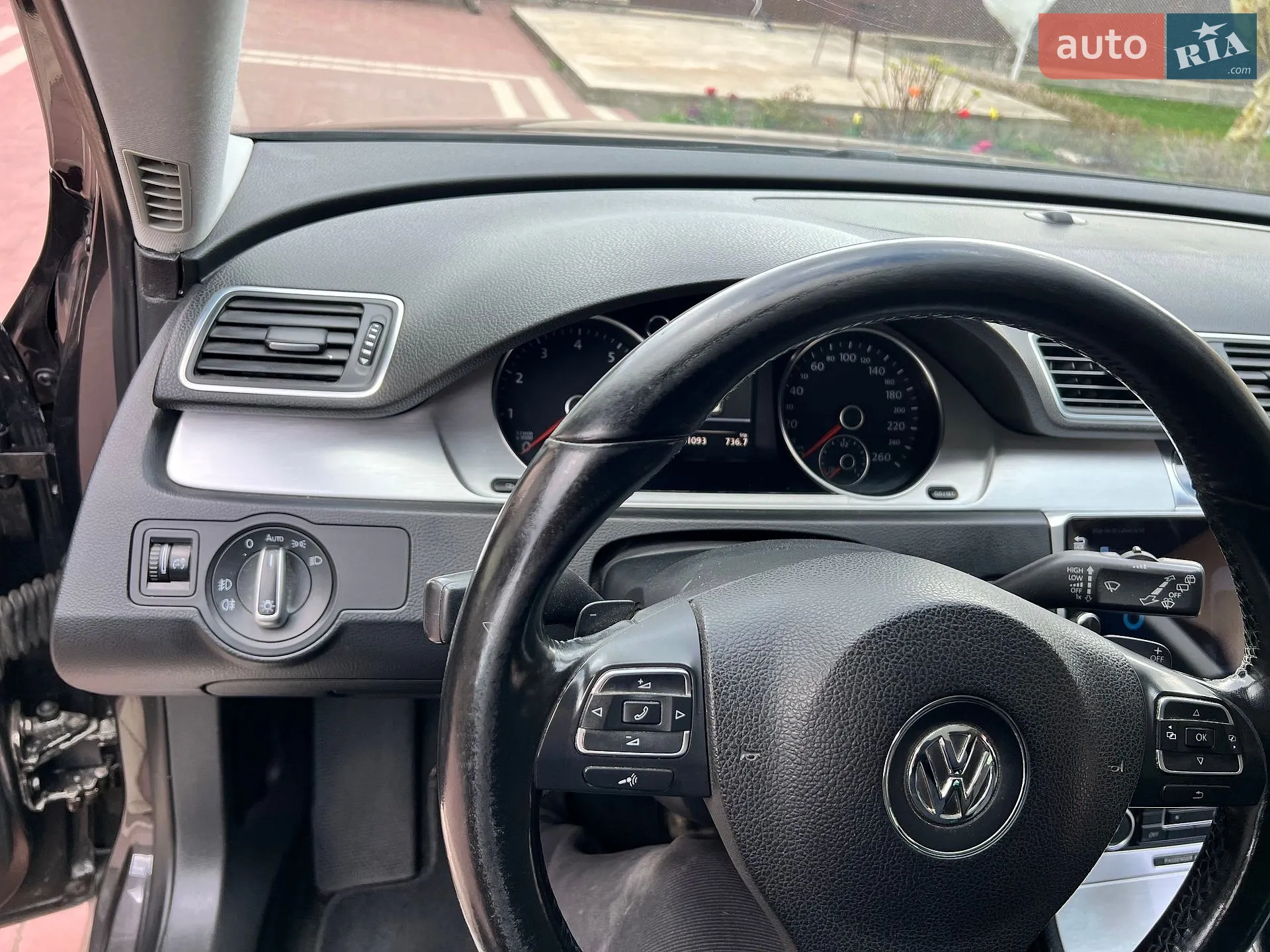 2011 Volkswagen Passat - мініатюра 10
