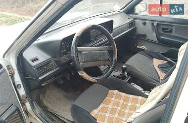 Универсал Volkswagen Passat 1986 в Городке