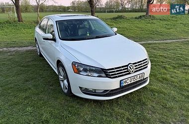Седан Volkswagen Passat 2012 в Городку