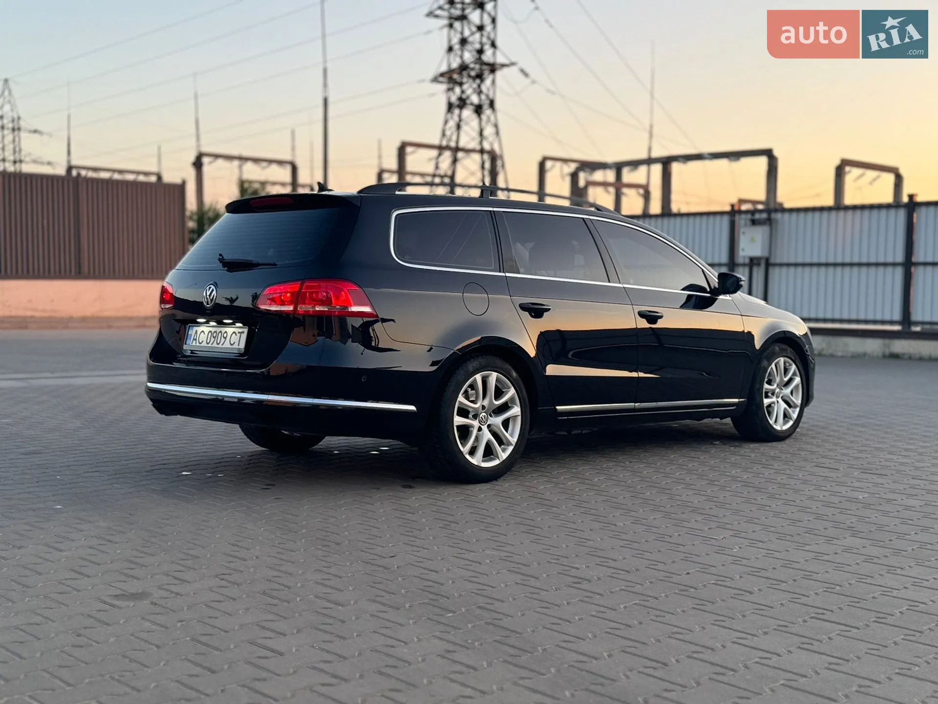 2010 Volkswagen Passat - мініатюра 50