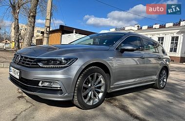 Универсал Volkswagen Passat 2018 в Кропивницком