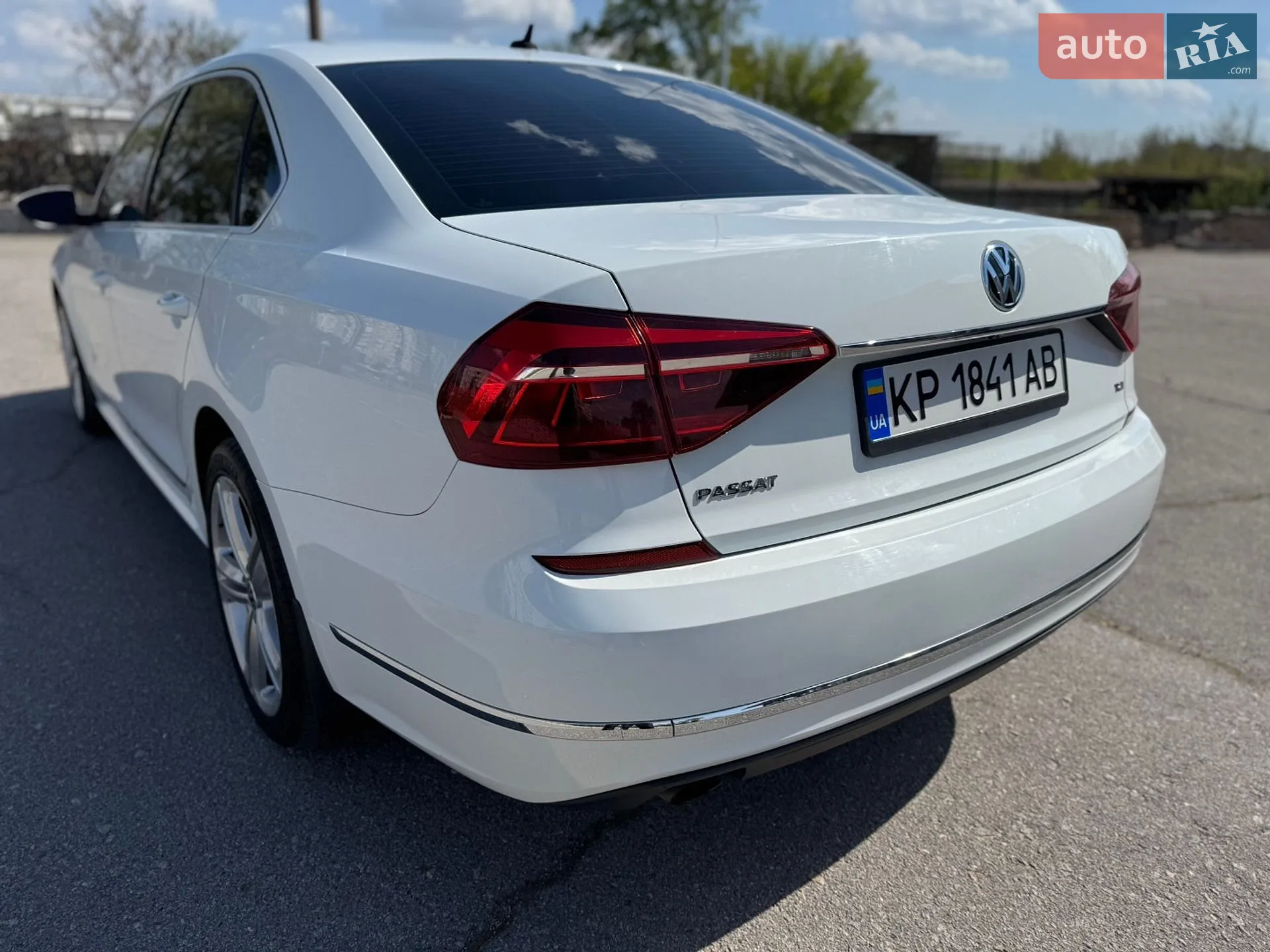 2016 Volkswagen Passat - мініатюра 9