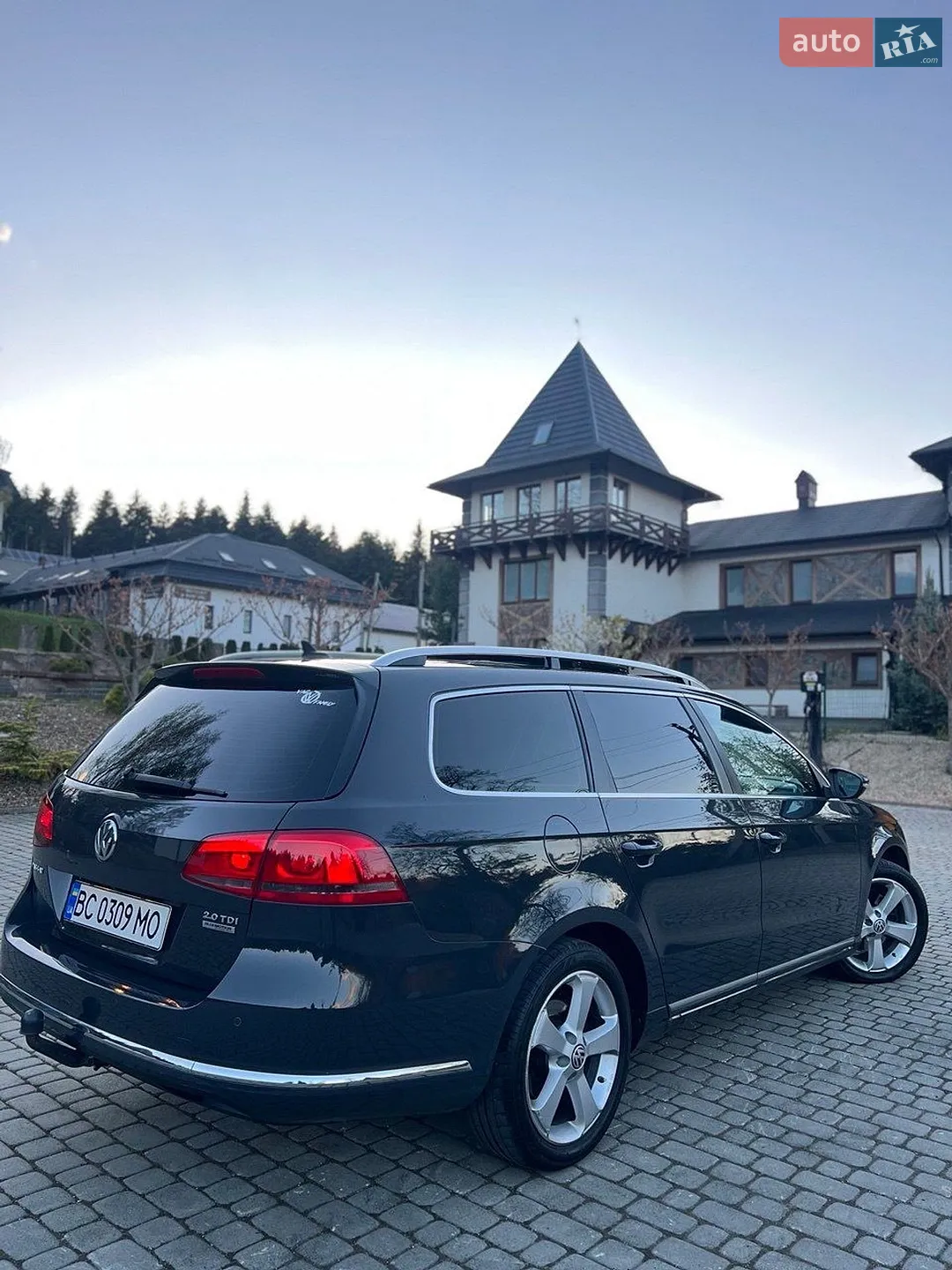 2011 Volkswagen Passat - мініатюра 2