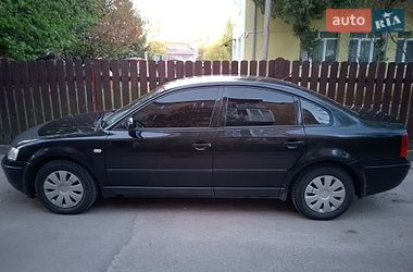 Седан Volkswagen Passat 2000 в Львове