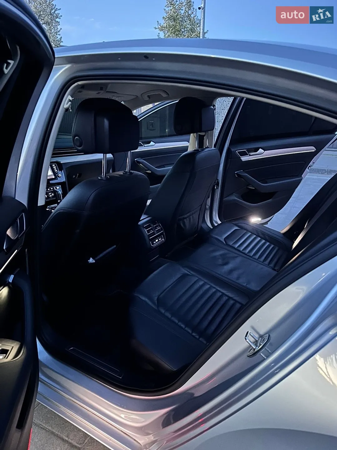 2015 Volkswagen Passat - мініатюра 9