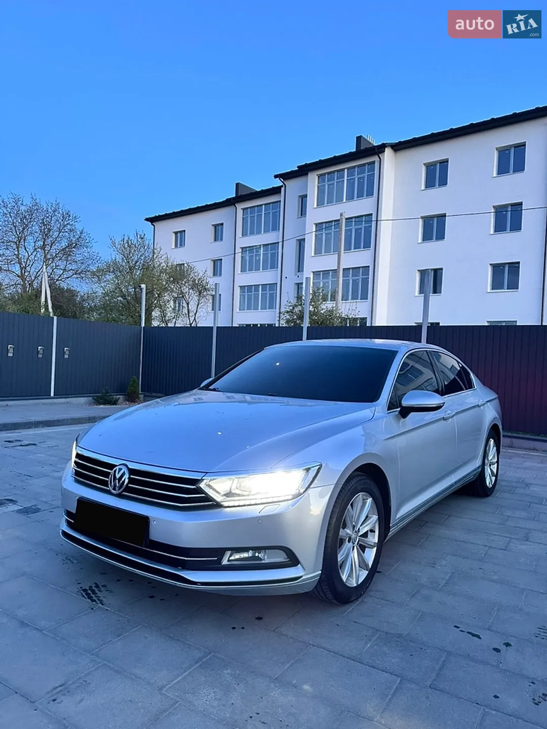 2015 Volkswagen Passat - фото 1