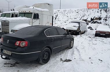 Седан Volkswagen Passat 2006 в Киеве