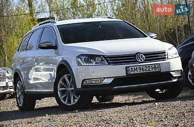 Універсал Volkswagen Passat 2014 в Бердичеві