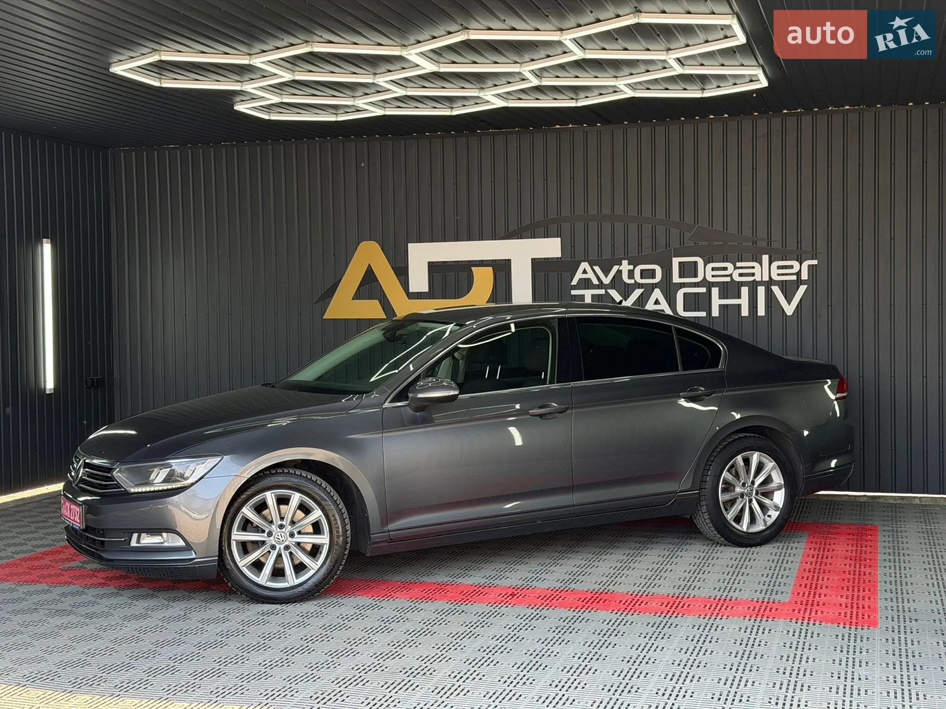 2016 Volkswagen Passat - мініатюра 10