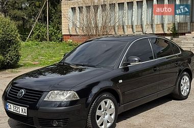 Седан Volkswagen Passat 2003 в Христинівці