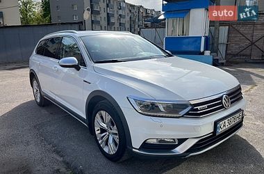 Універсал Volkswagen Passat 2018 в Дніпрі