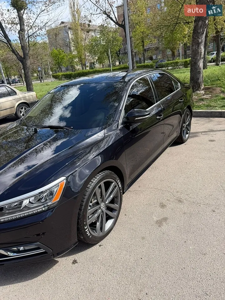 2017 Volkswagen Passat - мініатюра 22