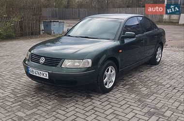 Седан Volkswagen Passat 1997 в Немирове