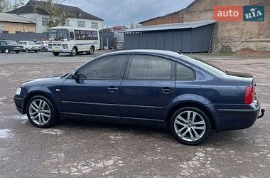 Седан Volkswagen Passat 1998 в Коростене