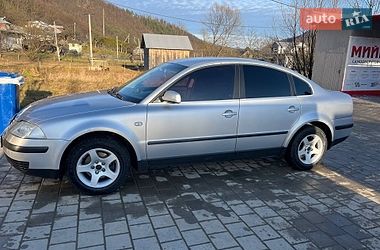 Седан Volkswagen Passat 2003 в Косове
